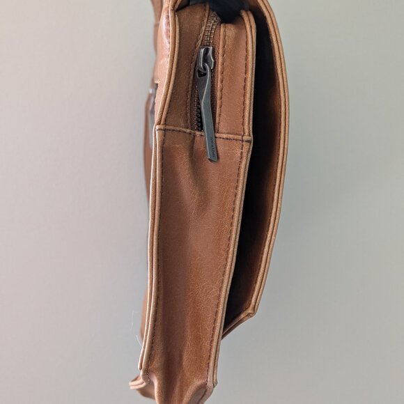 Matt & Nat Marlon Crossbody Bag – Tan Vegan Leather, Well-Loved - Picture 4 of 12